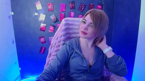 Jennifer online show from 02/18/26, 06:53