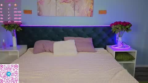 Jennifer hayess online show from 02/27/26, 01:38