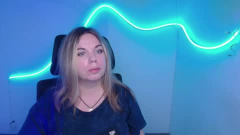 Jennifer online show from 09/20/25, 06:20