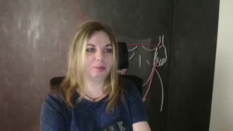 Jennifer online show from 10/02/25, 05:36