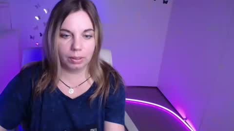 Jennifer online show from 10/07/25, 07:33