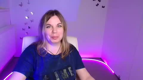 Jennifer online show from 10/08/25, 07:00