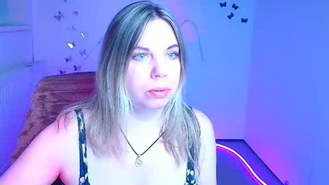 Jennifer online show from 03/26/26, 07:03