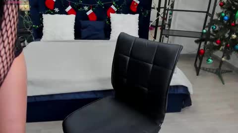 Jennifer online show from 01/07/26, 01:30