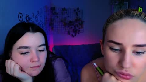 jennifer_sheil online show from 04/19/26, 12:22