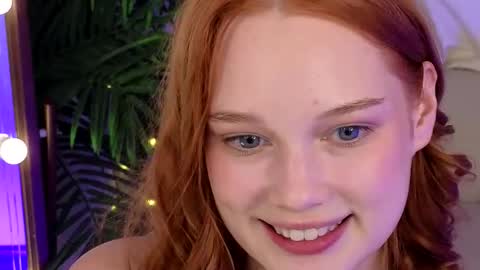 Jennifer online show from 10/10/25, 01:43