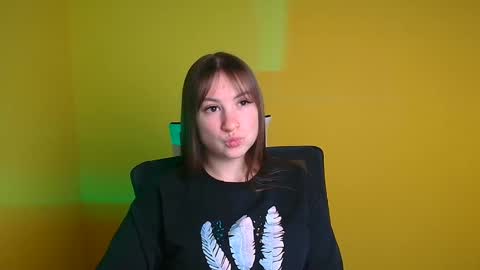 Jennifer online show from 02/01/25, 09:54