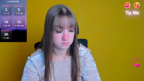 Jennifer online show from 09/14/25, 05:28