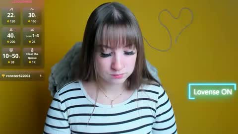 Jennifer online show from 11/04/25, 06:23