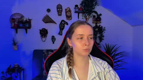 Snapshot of jennifergraces chatting on 06/30/26, 06:20 Jennifer online show from 06/30/26, 06:20