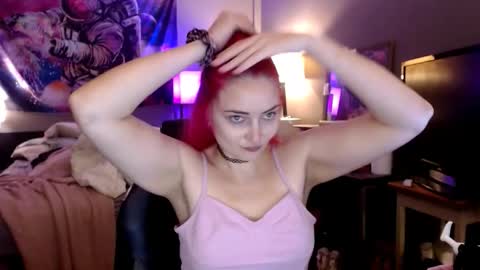 Snapshot of jennifergwen chatting on 11/04/25, 01:59 Jennifer Gwen online show from 11/04/25, 01:59