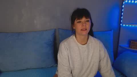 jenniferjay801880956088 online show from 12/11/24, 05:48