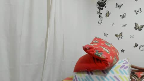 jenniferloveyou online show from 02/04/25, 08:17