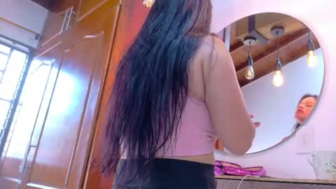 Jennifer vega  online show from 04/07/26, 08:53