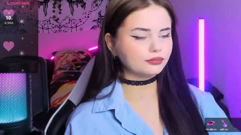 Snapshot of jenniferwandis77 chatting on 12/20/24, 01:11 Jenni online show from 12/20/24, 01:11