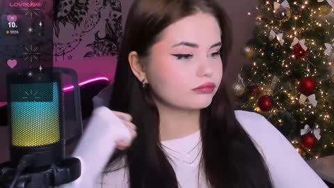 Snapshot of jenniferwandis77 chatting on 01/09/25, 09:06 Jenni online show from 01/09/25, 09:06