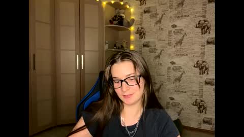 Snapshot of jennisexygirl chatting on 02/12/26, 10:16 Jenni online show from 02/12/26, 10:16