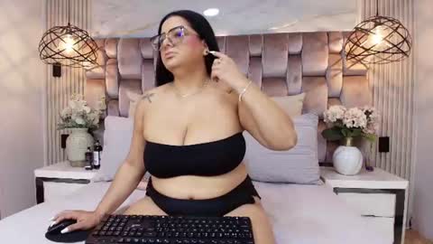 Snapshot of jennsexy_ chatting on 08/02/26, 11:52 Jennsexy online show from 08/02/26, 11:52