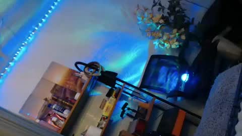 PRETTY JENNY online show from 04/07/26, 09:15