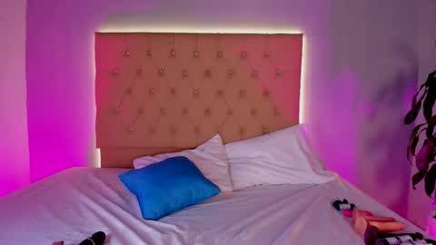 jenny__lawrence online show from 01/07/26, 07:38