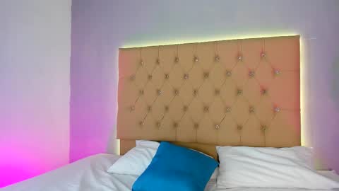 jenny__lawrence online show from 01/11/26, 08:03