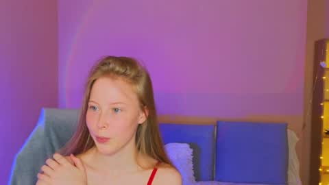 Snapshot of jenny_angelok chatting on 05/26/26, 02:02 Next broadcast on December 05 subject to change online show from 05/26/26, 02:02