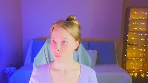 Snapshot of jenny_angelok chatting on 06/03/26, 02:19 Next broadcast on December 05 subject to change online show from 06/03/26, 02:19