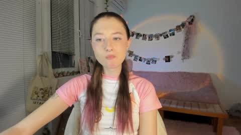 Snapshot of jenny_cox_love chatting on 01/17/25, 10:23 Jennifer Jenny Darling   online show from 01/17/25, 10:23