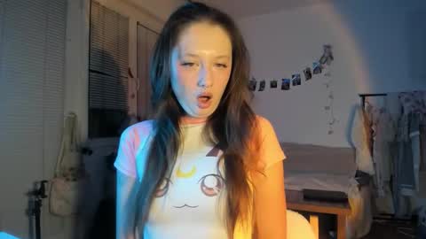 Snapshot of jenny_cox_love chatting on 10/30/25, 06:41 Jennifer Jenny Darling   online show from 10/30/25, 06:41