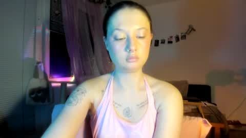 Jennifer Jenny Darling   online show from 04/07/26, 06:08