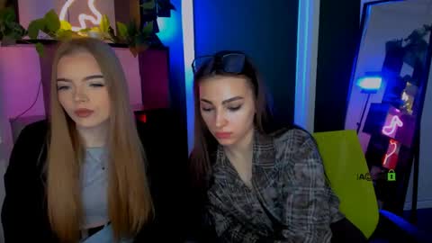 jenny_donne online show from 03/24/26, 12:32