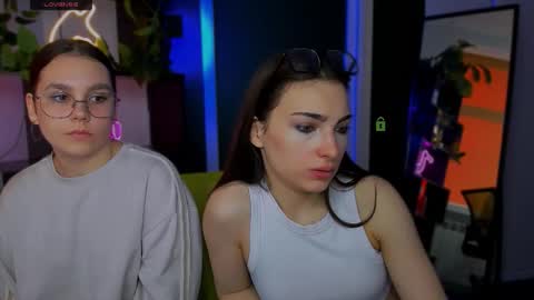 jenny_donne online show from 03/25/26, 06:19