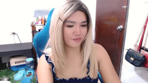 Jenny online show from 01/16/25, 04:07