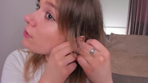 Jenny my next stream is on Saturday at 1 pmUTC Welcome to my WhatsApp 3 online show from 02/17/26, 01:18