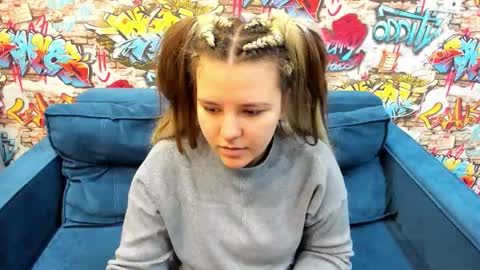 Jenny online show from 02/25/26, 01:15