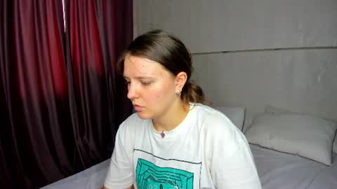 Snapshot of jenny_jimmy chatting on 06/13/26, 09:18 Jenny online show from 06/13/26, 09:18
