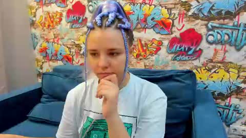 Snapshot of jenny_jimmy chatting on 07/17/26, 01:12 Jenny online show from 07/17/26, 01:12