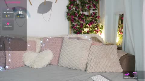 Snapshot of jenny_roberts96 chatting on 01/30/25, 08:21 Jenny Roberts online show from 01/30/25, 08:21