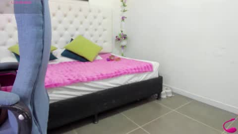 jenny_stark online show from 10/10/25, 06:51