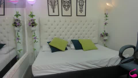 jenny_stark online show from 10/12/25, 06:18