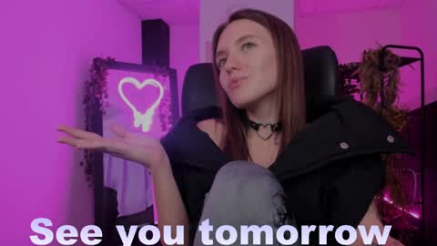 Snapshot of jennydens chatting on 12/10/24, 11:43 Jenny NO Nude online show from 12/10/24, 11:43