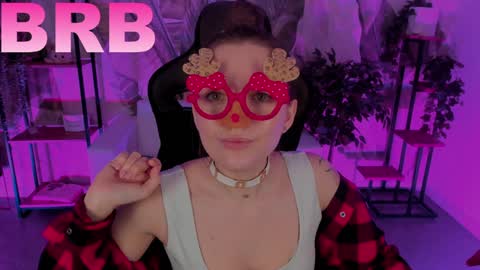 Snapshot of jennydens chatting on 01/02/25, 02:00 Jenny NO Nude online show from 01/02/25, 02:00