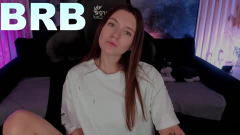 Snapshot of jennydens chatting on 01/06/25, 01:09 Jenny NO Nude online show from 01/06/25, 01:09