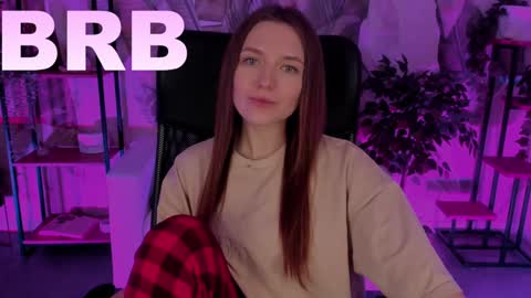 Snapshot of jennydens chatting on 01/14/25, 07:06 Jenny NO Nude online show from 01/14/25, 07:06