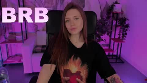 Snapshot of jennydens chatting on 02/15/25, 11:06 Jenny NO Nude online show from 02/15/25, 11:06