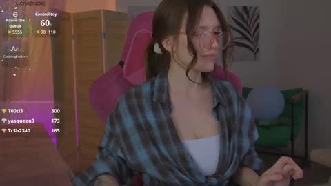 Jenny NO Nude online show from 04/18/26, 07:58