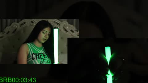Snapshot of jennyferguson chatting on 01/21/25, 01:18 Jenny Ferguson online show from 01/21/25, 01:18