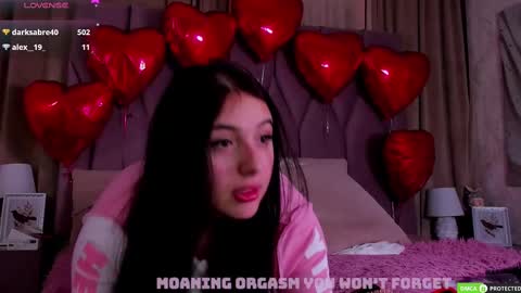 Snapshot of jennyferguson chatting on 02/18/25, 06:04 Jenny Ferguson online show from 02/18/25, 06:04