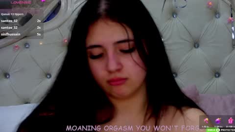 Snapshot of jennyferguson chatting on 02/22/25, 01:33 Jenny Ferguson online show from 02/22/25, 01:33