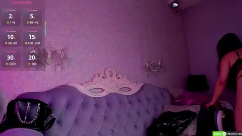 Jenny Ferguson online show from 11/06/25, 03:40